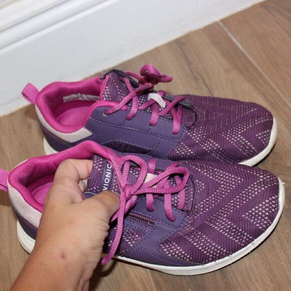 Vionic Purple & Pink Agile Lyla Comfortable Running Sneakers Women's Size 6.5 - Picture 3 of 11